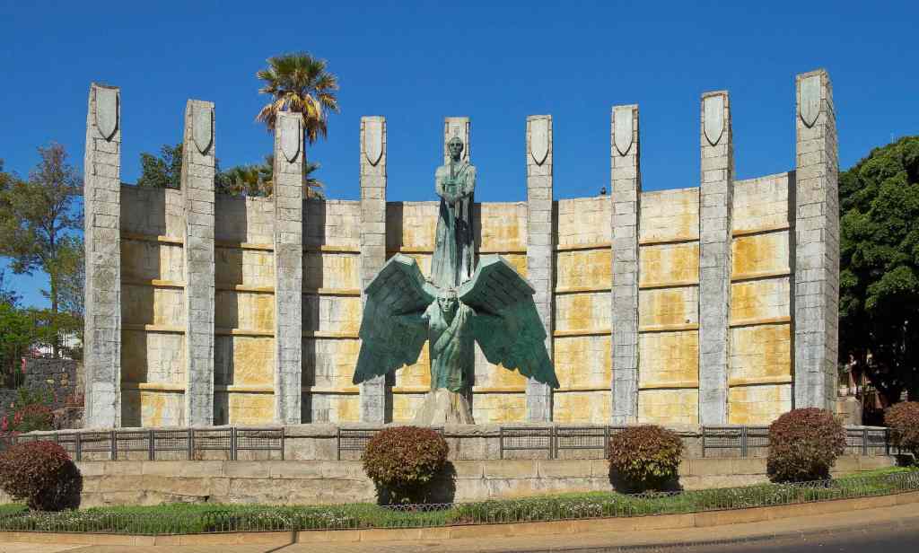 Monumento a Franco